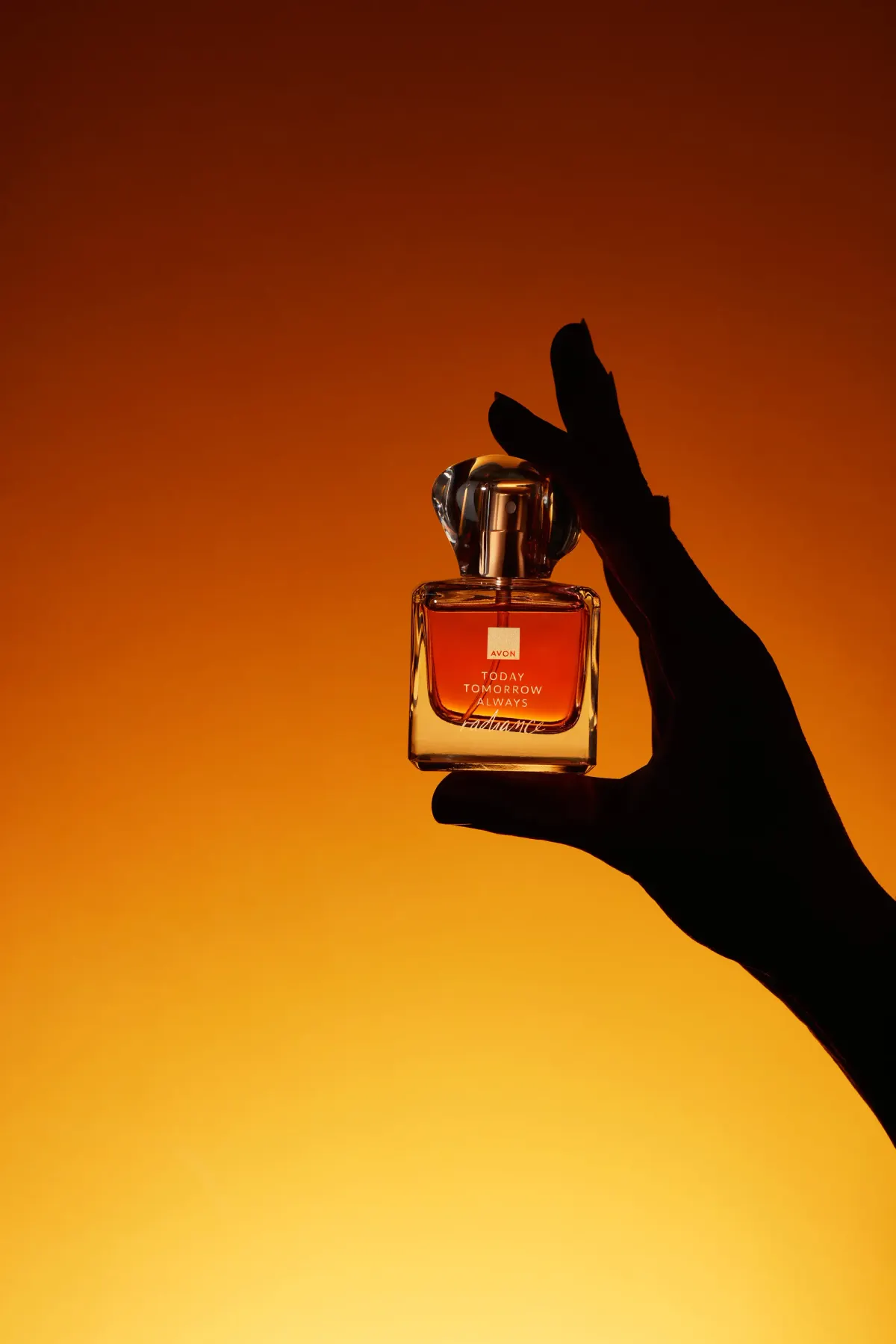 AVON, frame 24